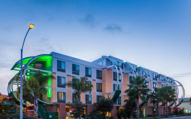 Holiday Inn Oceanside Camp Pendleton Area by IHG