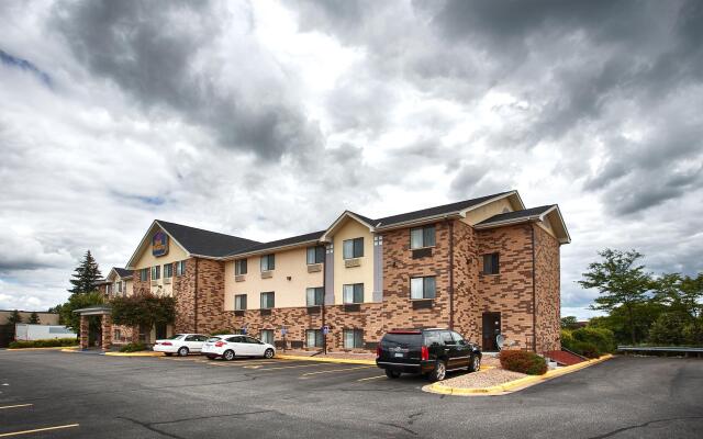 Spark by Hilton Eden Prairie