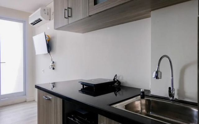 Comfy and Tranquil Studio Room Bintaro Icon Apartment