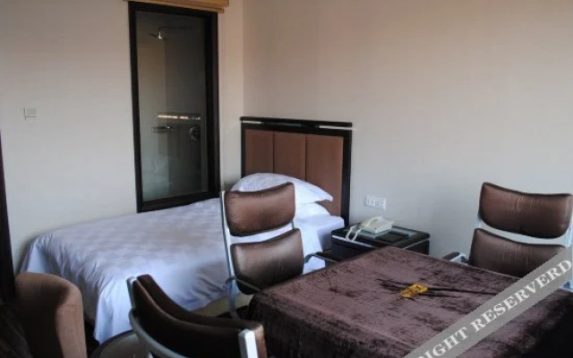 Yingkou Guomao Hotel