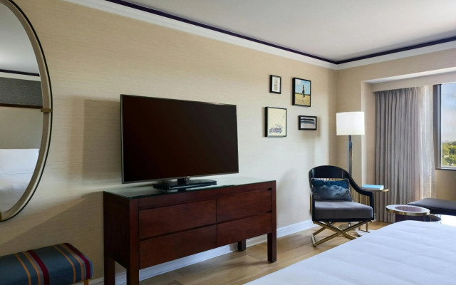 The Henry Hotel, Autograph Collection