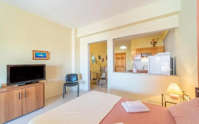 Afrodite Lefkimmi Apartment 2