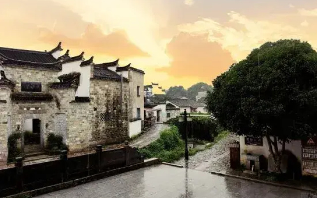 Jing County Derun Tang Bed and Breakfast (Chaji Scenic Area Branch)
