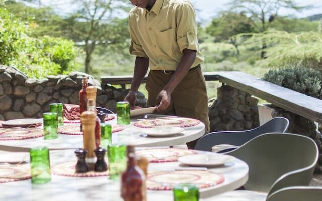 Hatari Lodge