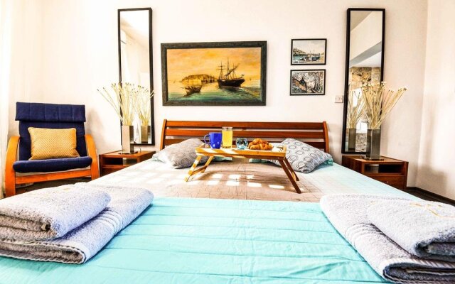 Villa Blue Phoenix