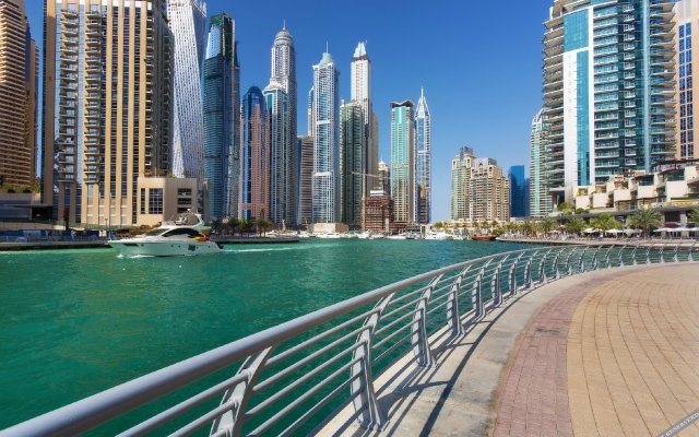 Jumeirah Beach Residence (Jbr) Apartments