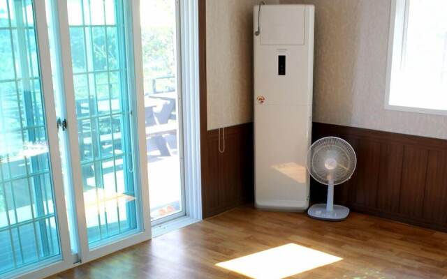 Yokjido Solguji Pension