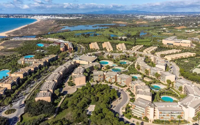 Salgados 1 Bedroom Apartment - 500m da Praia