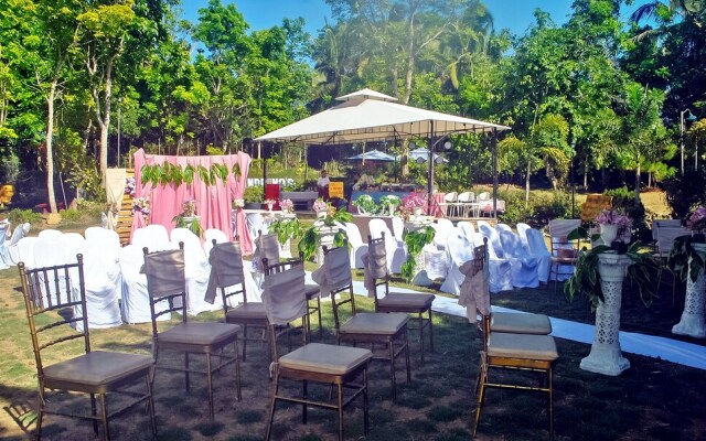 Loria Hotel Tagaytay
