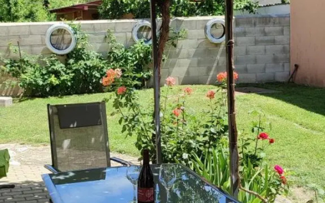 Lugas Apartman