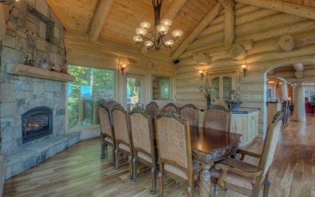 Spyglass by Escape to Blue Ridge