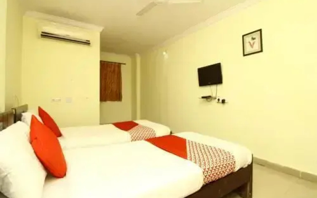 Hotel Nawabs by OYO Rooms
