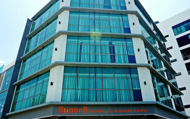 Super 8 bayan baru