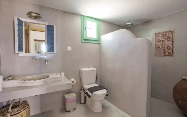 Ailouros guest house