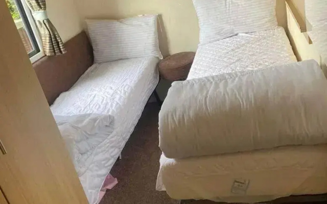 Sunny Chalet Retreat in Skegness