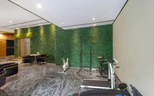 Yunzhu No. 1 Hotel (Guangzhou Olympic Sports Center International Financial City Branch)