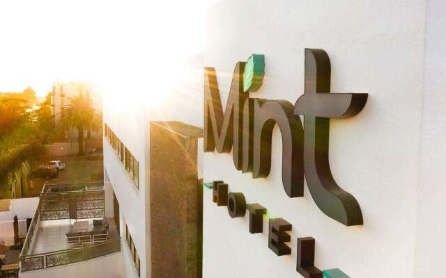 MINT Hotel 84 on Katherine