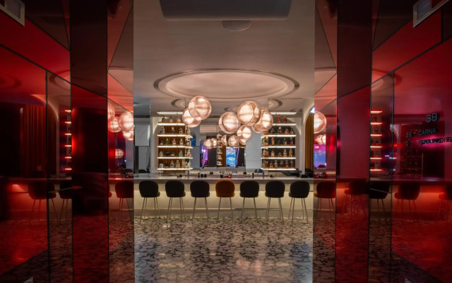 Mondrian Hong Kong