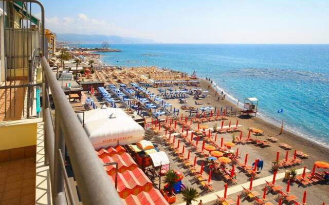 Matteotti 7 Frontemare