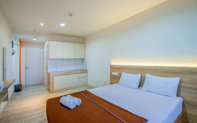 Skyland Sentul Tower Apartment