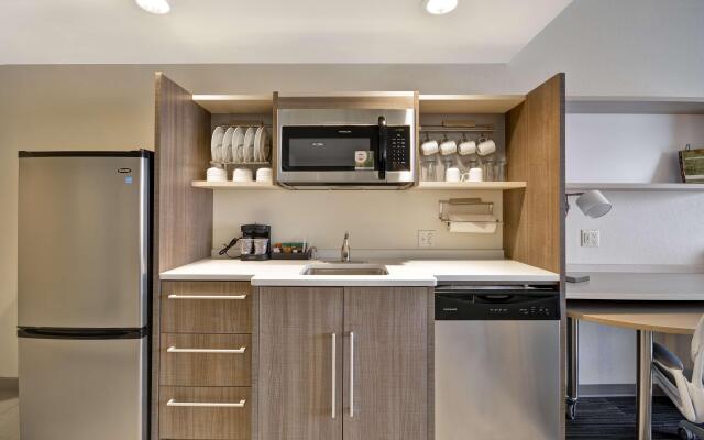 Home2 Suites by Hilton Perrysburg Levis Commons Toledo