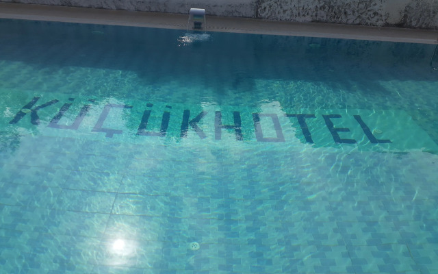 Kucuk Aile Pansiyonu