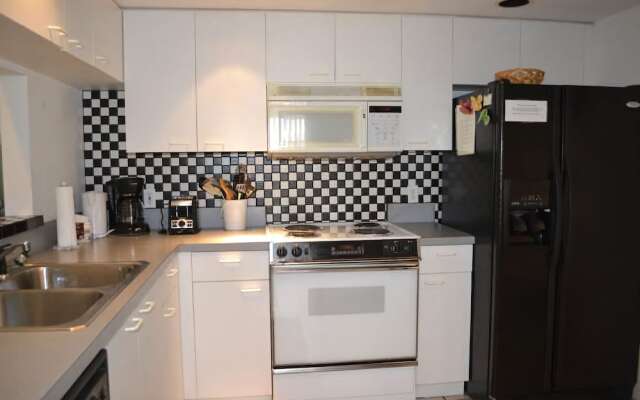Cove at Sandy Pointe Unit 111