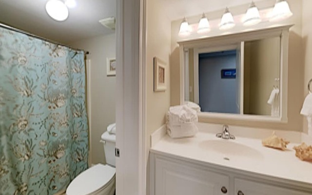 Ocean Breeze West by Luxury Gulf Rentals