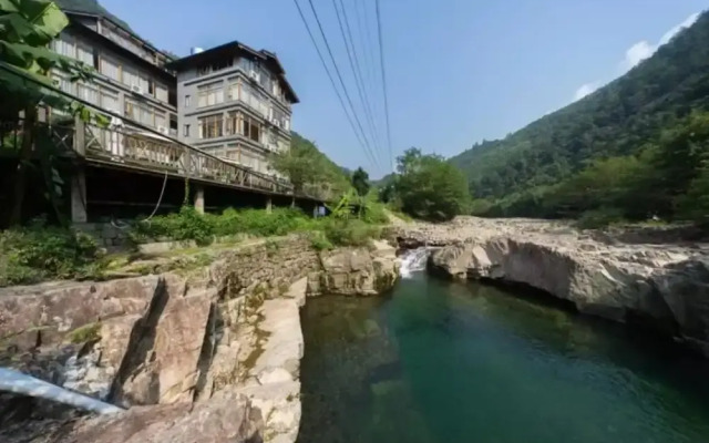 Floral Hotel Tiao Yu Tan Linan