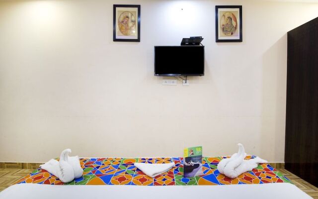 FabHotel Deepak Residency