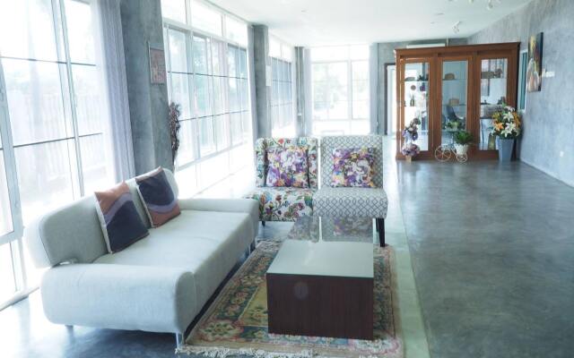 Prannary Pool Villa
