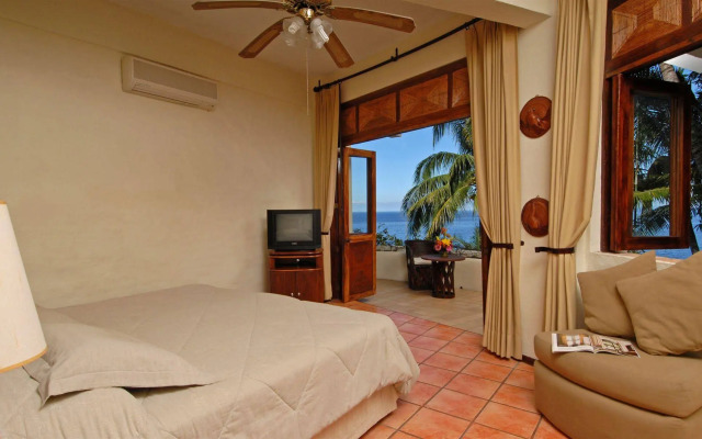 Casa de Las Palapas Private Estate