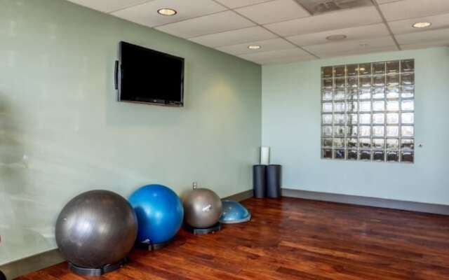 Global Luxury Suites at Whetstone Way