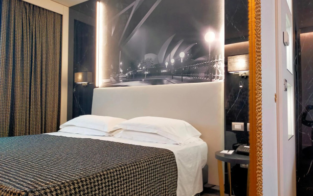 The Sydney Hotel