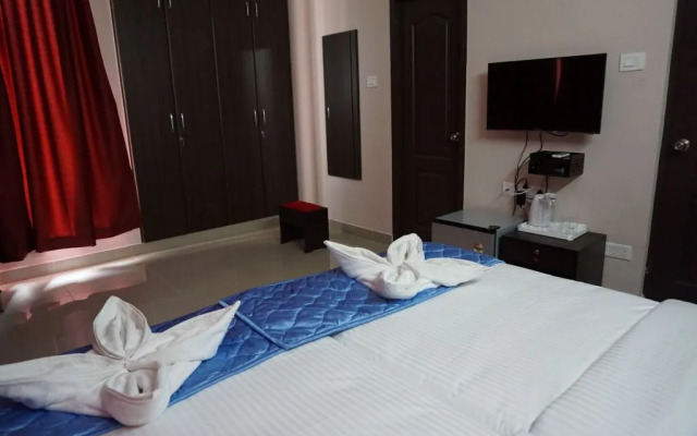 Solitaire Service Apartments