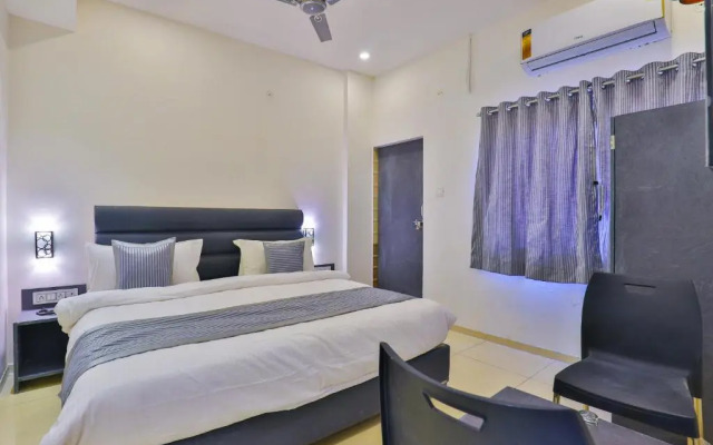 Oyo 23669 Nova Hotel New Crossroad