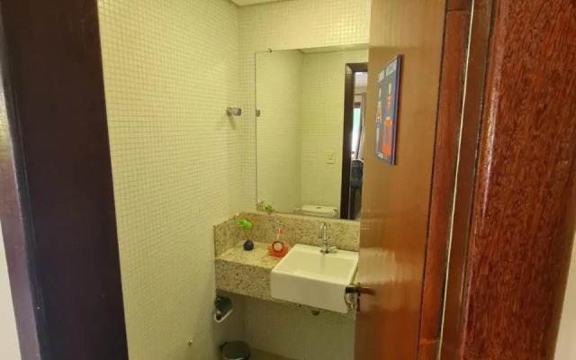 Casa 4/4 agradável com piscina e churrasqueira