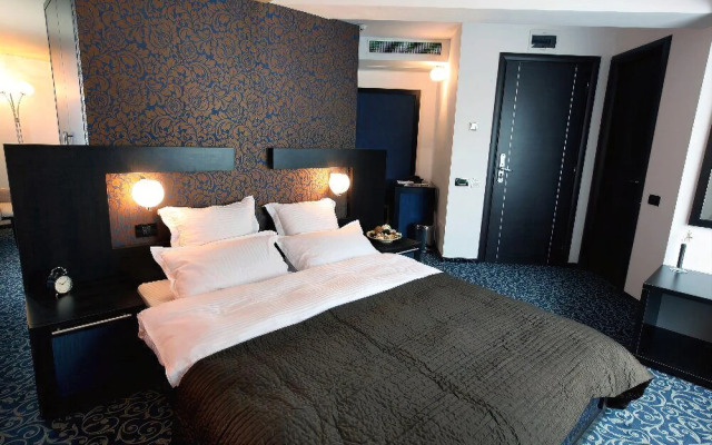 Ambiance Hotel