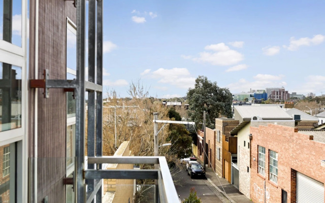 Hotham 2Bdr North Melbourne Apartment