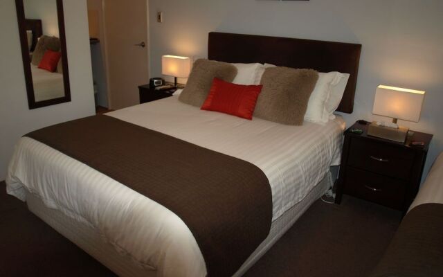 Baudins Bed & Breakfast - Adults Only
