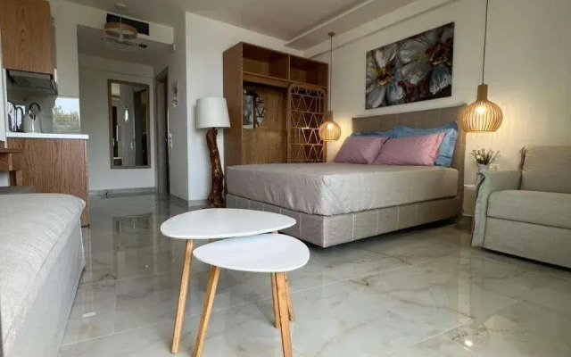 Wide Blue Luxury Suites