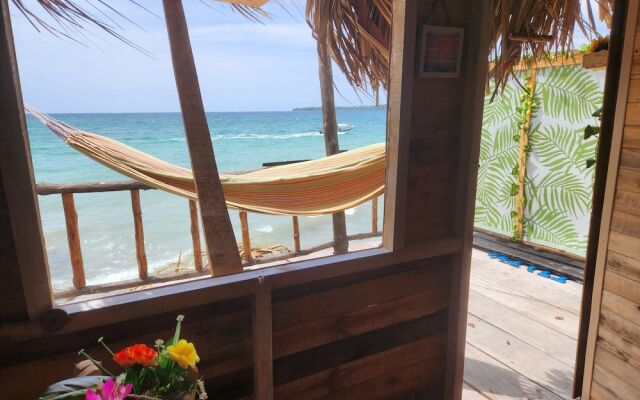 Baru Jet Set Beach & Hostal