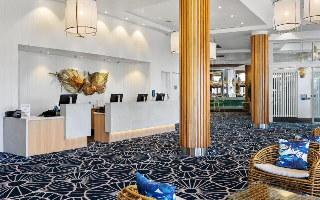 Mantra Twin Towns Resort