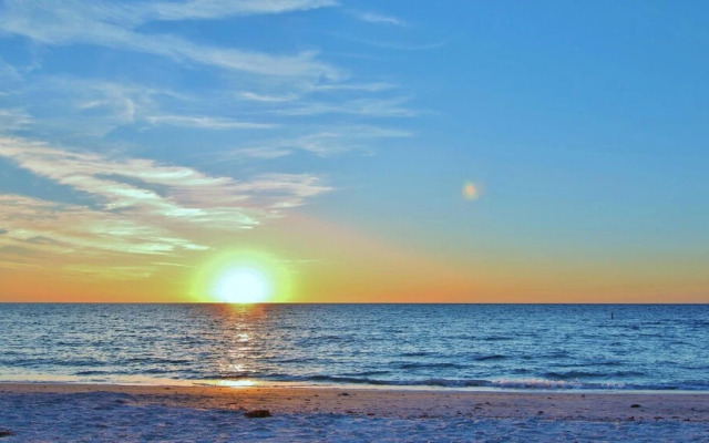 Chateau Condominiums by Teeming Vacation Rentals