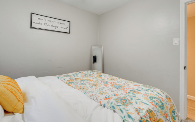 Stylish & Central Mesa Home With Private Pool!