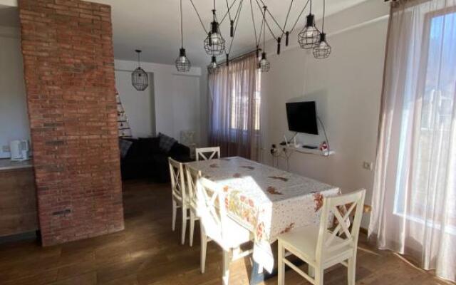Khatuna’s apartment in villa monte