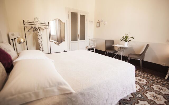 Le Flaneur Bed and Breakfast