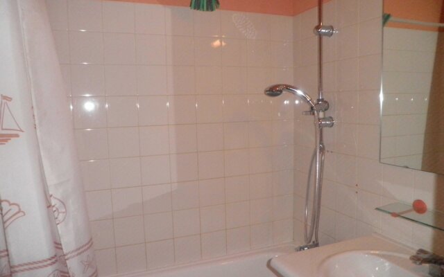 Lou Services Apartment VT433 LSI 001