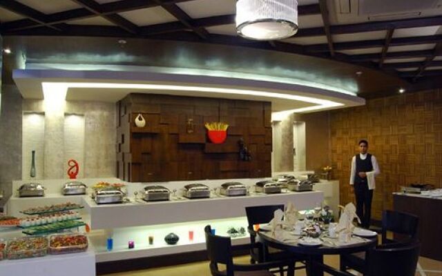Lords Plaza