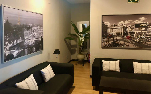 AP Hotel and Parking